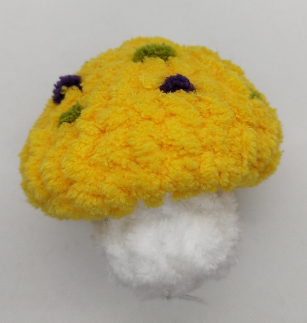 Crocheted popping mushroom Spotted Yellow