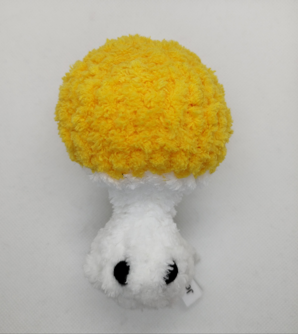 Crocheted popping mushroom Yellow