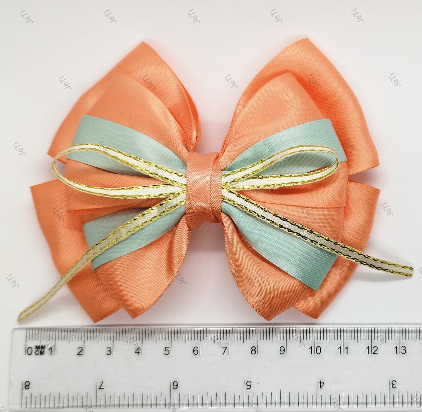 Peach hairclip