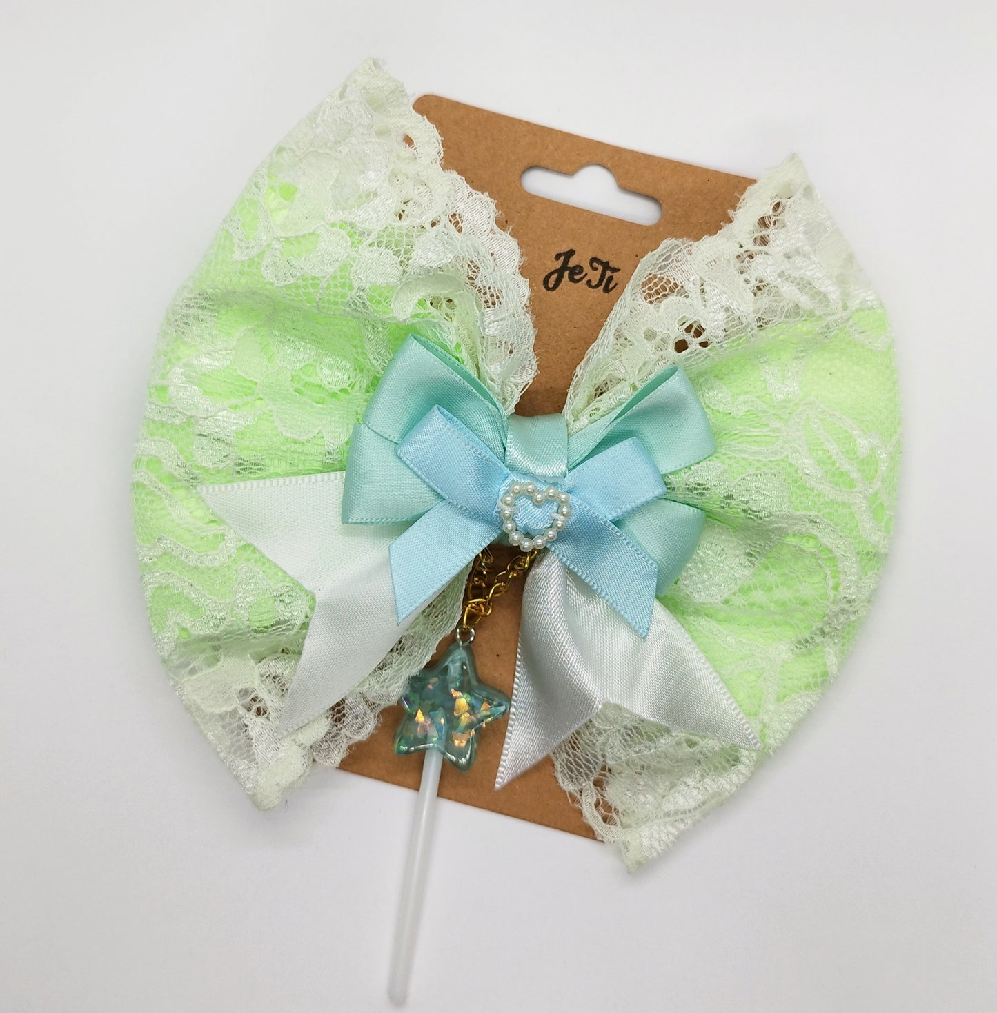 Mint lace hairclip