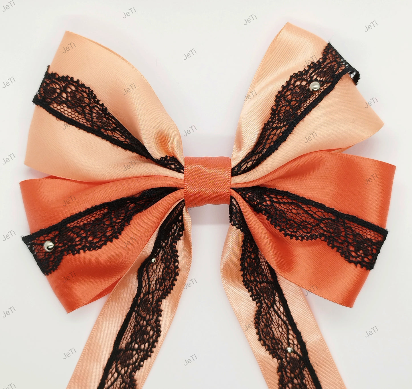 Lace and ribbon hairclip