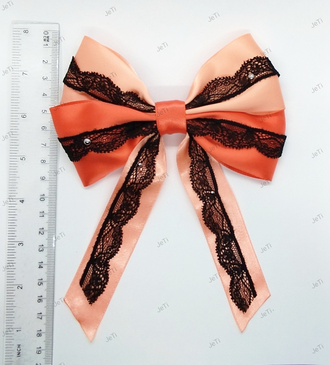 Lace and ribbon hairclip
