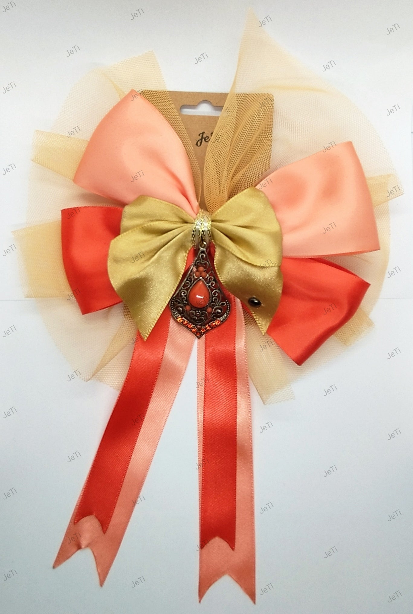 Vintage charm hairclip