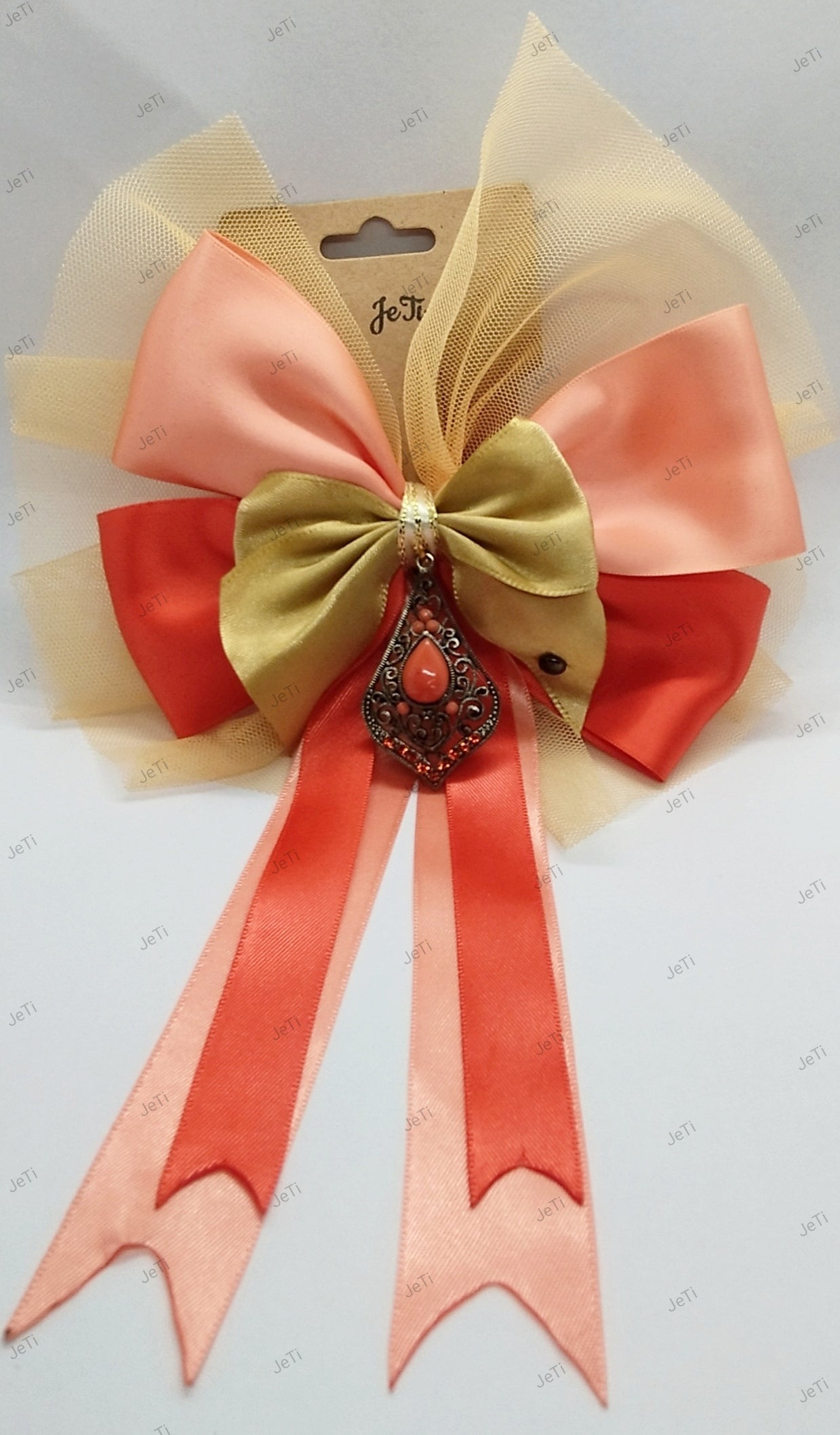 Vintage charm hairclip