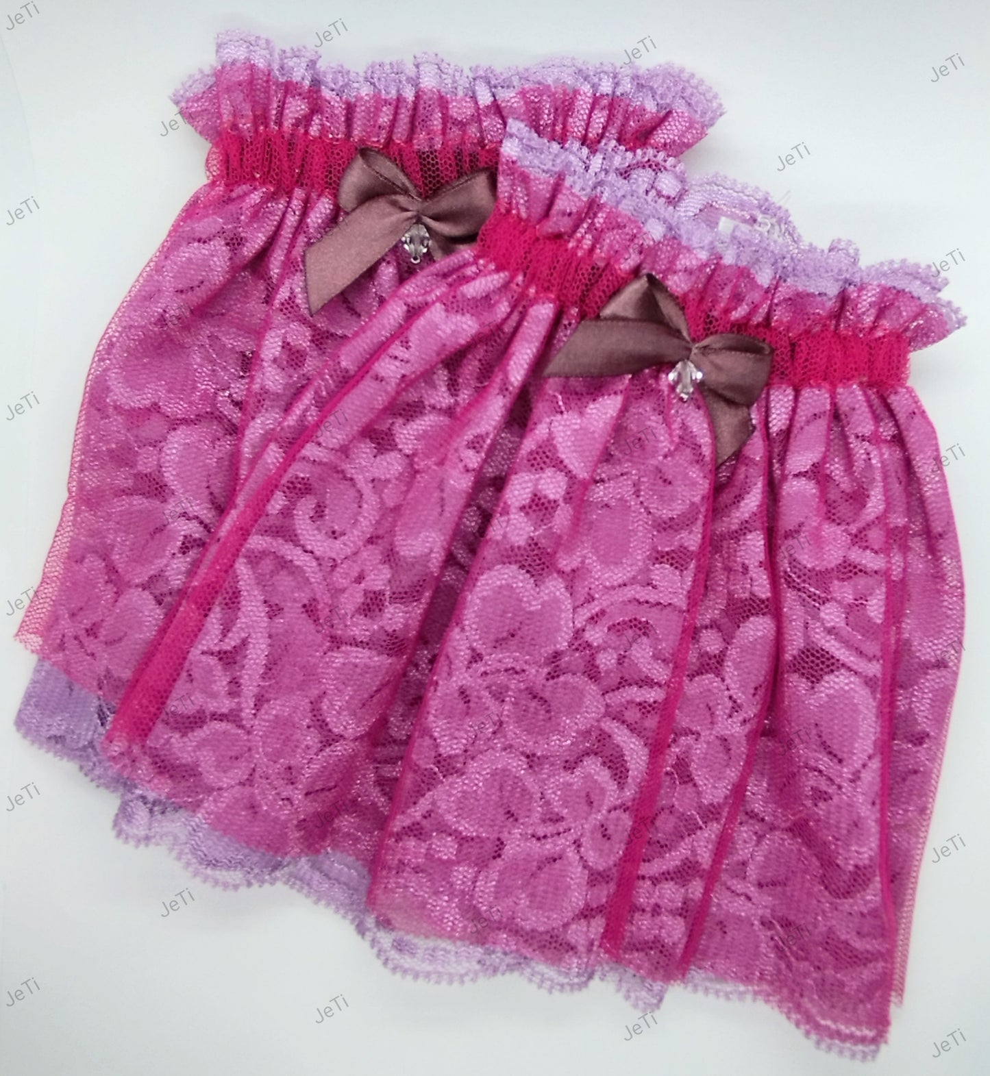 Magenta dream lace cuffs