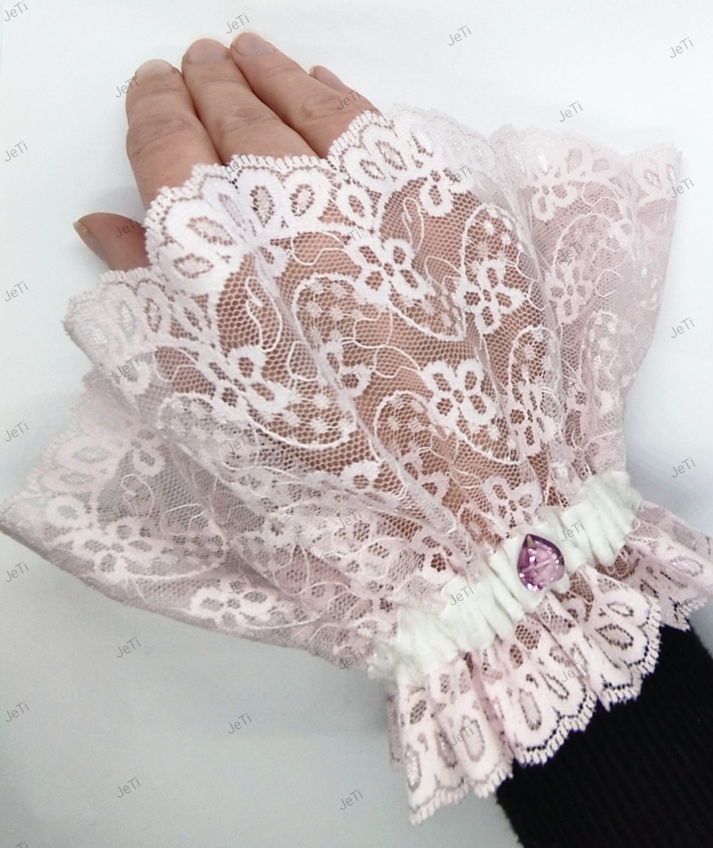 Butterfly love lace cuffs
