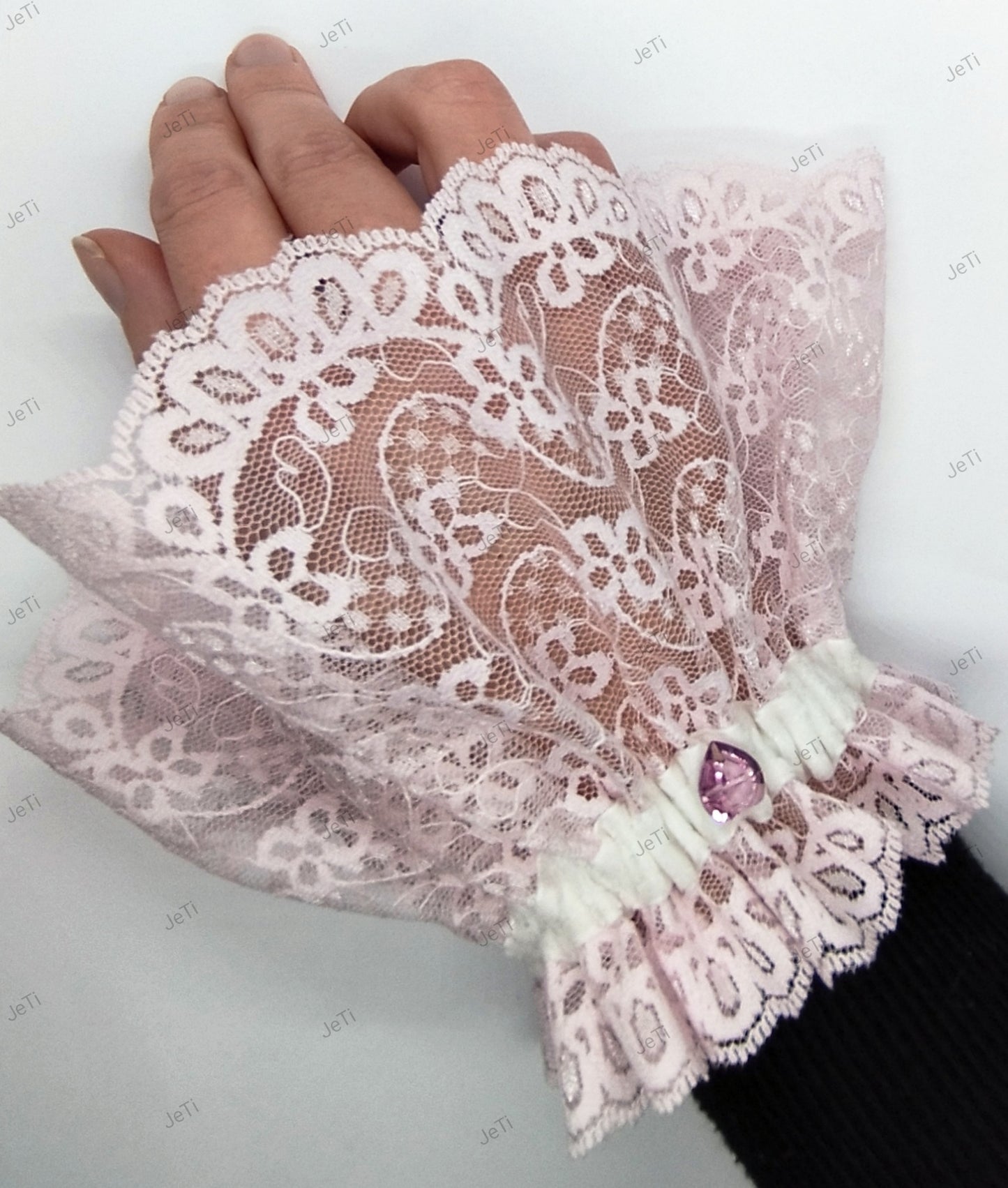 Butterfly love lace cuffs