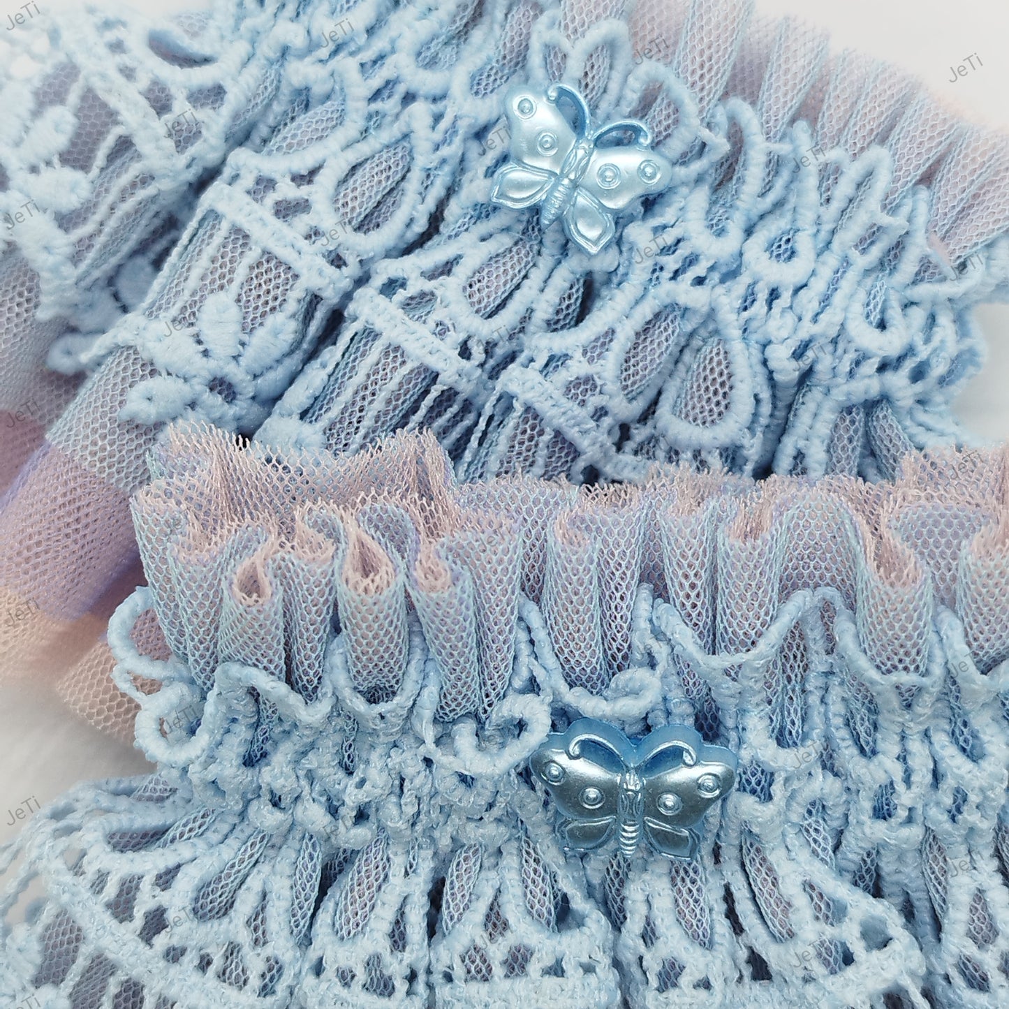 Flower garden lace cuffs