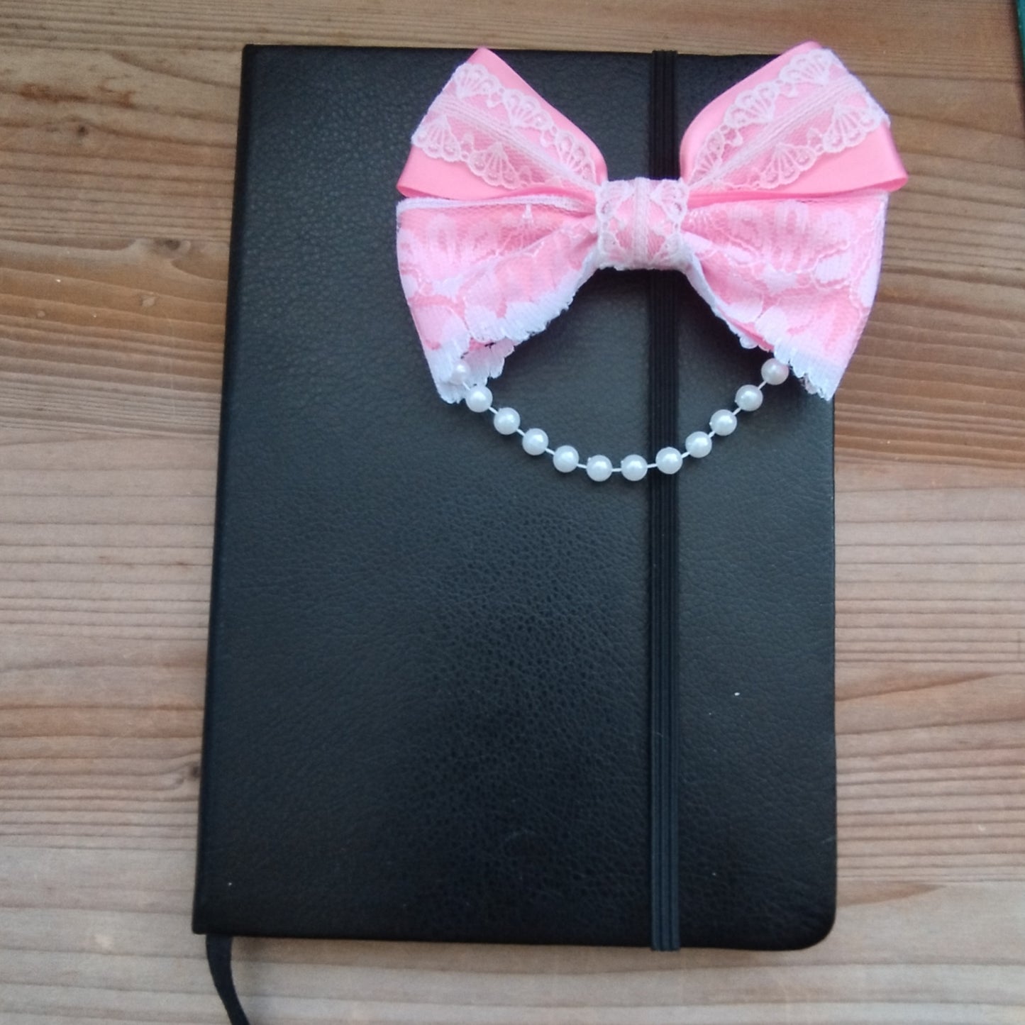 Pink & pearls bow