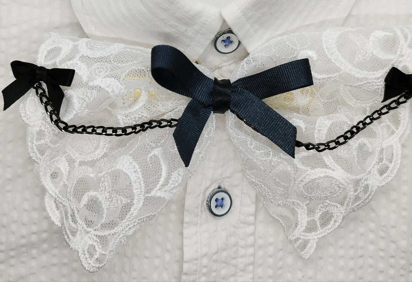 White lace bow🖤