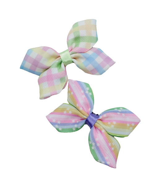 Small hairclips